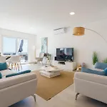 Bela Vista With Sea View, Jacuzzi And Private Pool Lourinhã