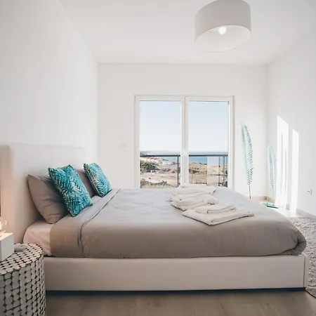 Vila Bela Vista With Sea View, Jacuzzi And Private Pool