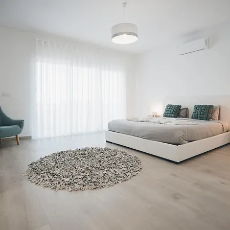 Vila Bela Vista With Sea View, Jacuzzi And Private Pool *