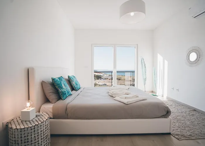Villa Bela Vista With Sea View, Jacuzzi And Private Pool